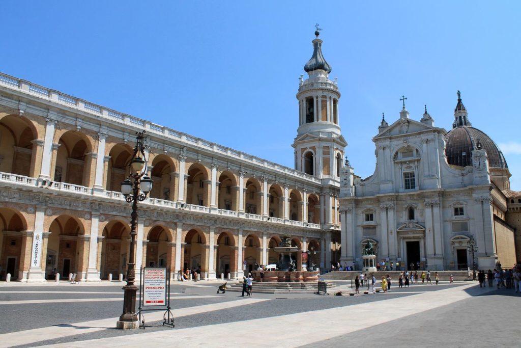 Loreto – Bazilika Svete hiše (Basilica della Santa Casa)